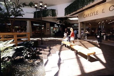 1990 Mall interior | River ridge, Lynchburg, River