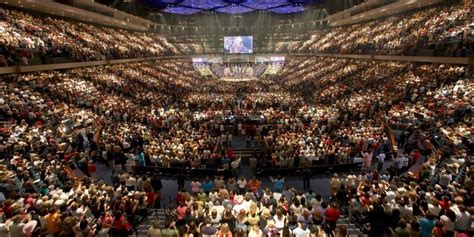 Osteen's Lakewood Church Suffers Theft Of Over $600,000, Shocking Texas ...