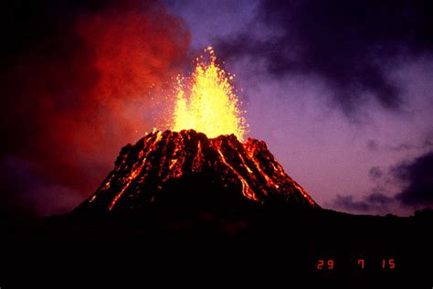 Kilauea Volcano: Facts About the 30-Year Eruption | Live Science