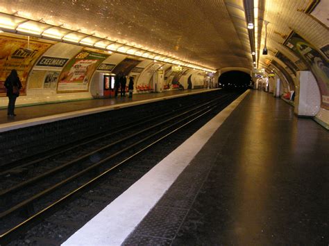 File:Exelmans station (Paris Metro).JPG - Wikimedia Commons