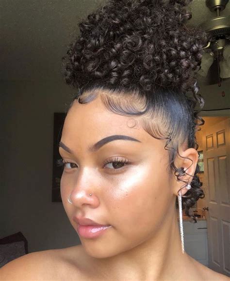 Baddie Hairstyles Edges : Curly hair styles naturally, Baddie hairstyles, Edges hair : Check ...