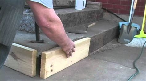 Keep concrete steps looking fresh with this easy fix | Concrete diy ...