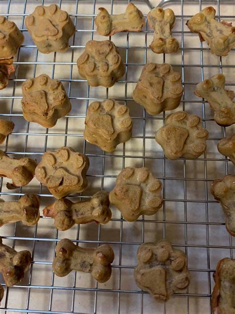 Best Ever Liver Cake Treats - Wheat Free : Homemade Dog Treats • 2024 Ruffle Snuffle