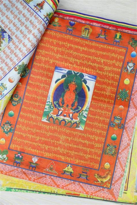 Boudhanath Stupa Prayer Flags - DharmaShop