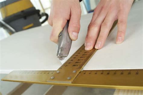 How to Use an Angle Finder Tool? - Woodworking Trade