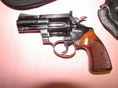 Colt Diamondback .38 special 6 shot revolver with right hand holster ...