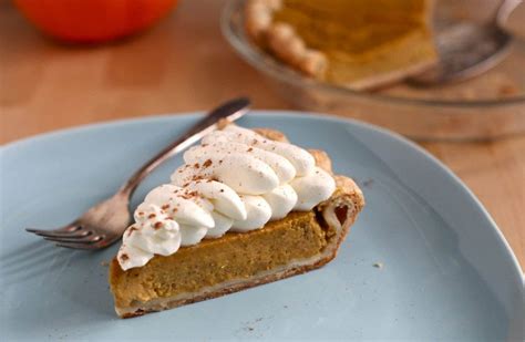 How to Make a No-Bake, Diabetic Friendly Pumpkin Pie