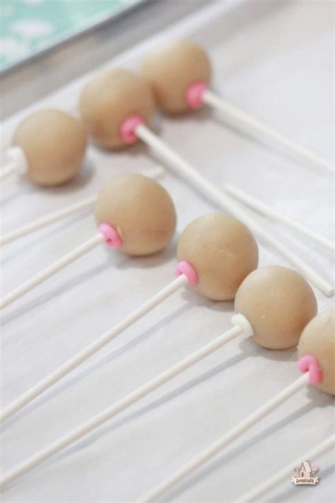 Making Cake Pops with the Easy Roller | Sweetopia | Cake pops easy, Cake pops how to make, Cake pops