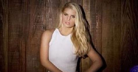 Jessica Simpson shows off impressive weight loss after Weight Watchers ...