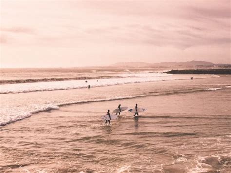 The Ultimate Guide to Costa da Caparica Surf - Surf Atlas