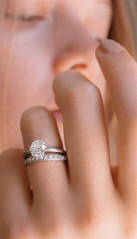 Unique engagement ring that melt your heart