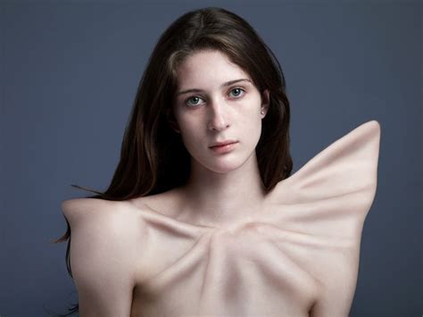 Shoulder Dysmorphia | Just plain wierd! | What the heck, Body ...