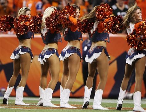 Broncos vs. Ravens: Cheerleaders | Denver bronco cheerleaders, Hottest ...