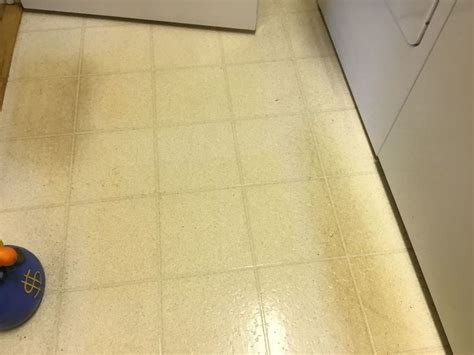 How do you clean yellowed linoleum ? | Hometalk