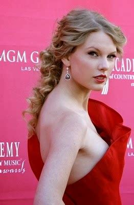 New Celebs Wallpapers: taylor swift red dress images