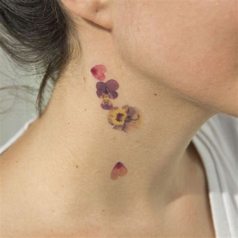 9 Ravishing Pansy Tattoo Designs With Images | Styles At LIfe