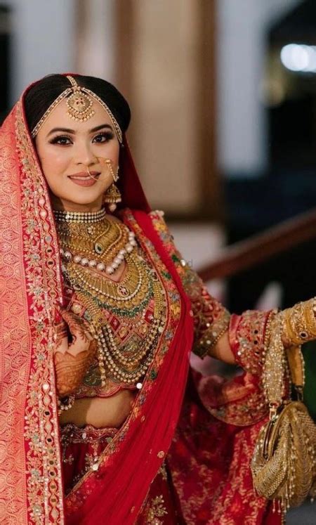 Best bridal makeup artist in Lucknow for wedding — Rrupantarr Luxury Salon & Makeup Studio Best ...