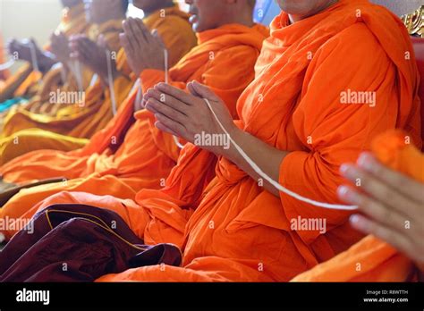 Burma rituals hi-res stock photography and images - Alamy