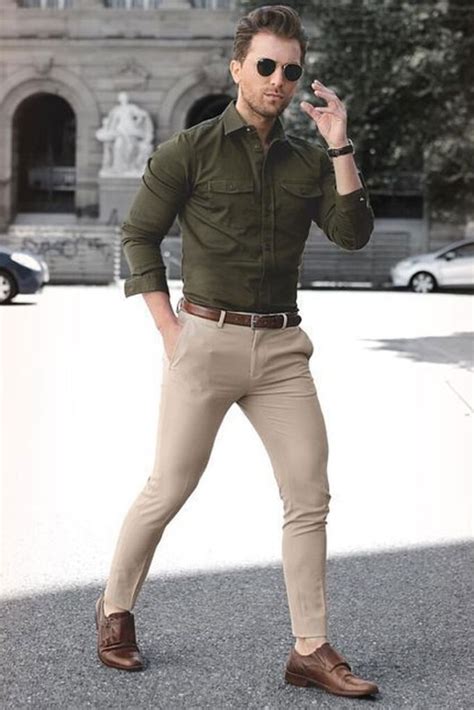 Smart Casual Dress Code Guide For Men 2023