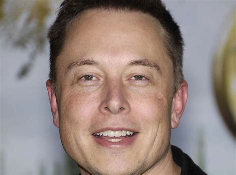 ‘Saturday Night Live’ Cast Throw Major Side Eye at Elon Musk Hosting – IndieWire – Lifestyle Today