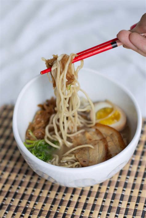 Tonkotsu Ramen - Traditional Japanese Recipe | 196 flavors