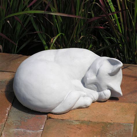 Classic Sleeping Cat – Nichols Bros Stoneworks