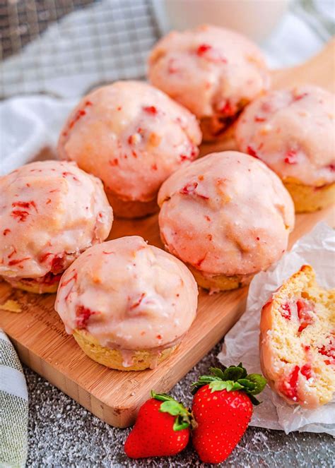 The BEST Strawberry Muffins Recipe - Glorious Treats