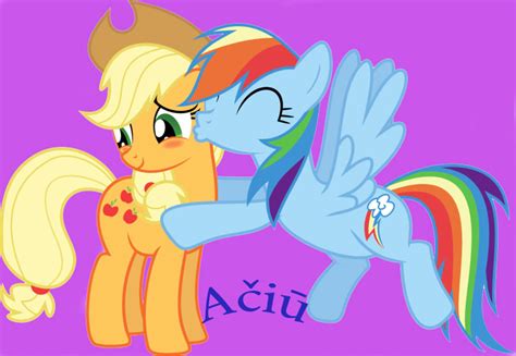 Rainbow Dash kiss Applejack by poni45 on DeviantArt