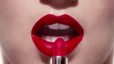 Sharing is caring. Best Red Lipstick, Lipstick Kiss, Lipstick Colors ...