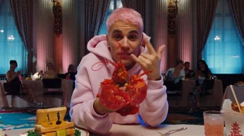 Justin Bieber reveals new “Yummy” video: Watch