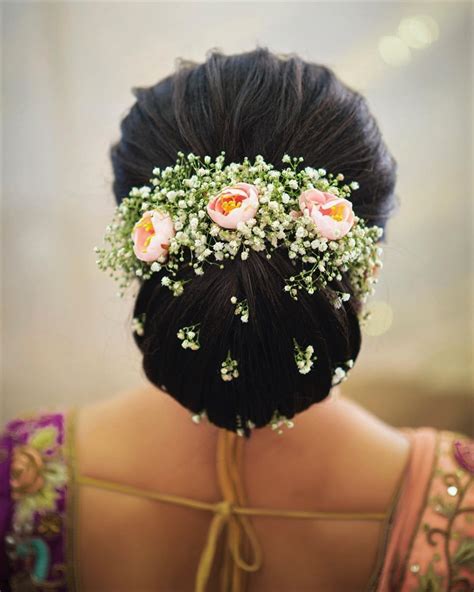 Top Bridal Hair Buns with Flowers and Accessories - Blog