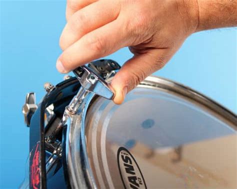 How to Tune a Bass Drum to Get The Best Sound - DeboBand