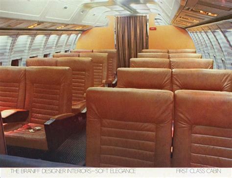 Braniff 727-200 First Class | Airline interiors, Vintage airlines, Aircraft interiors