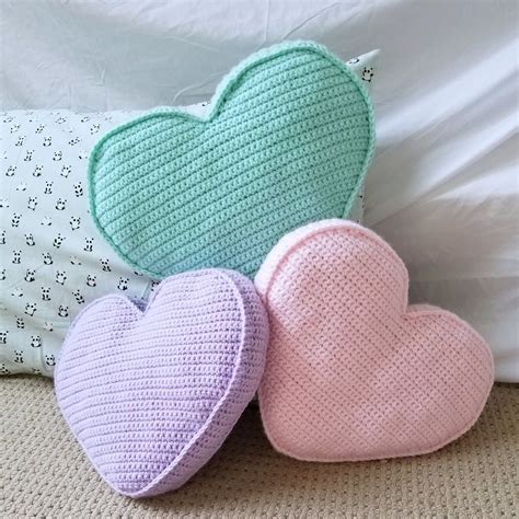 Free Crochet Heart Pillow Pattern