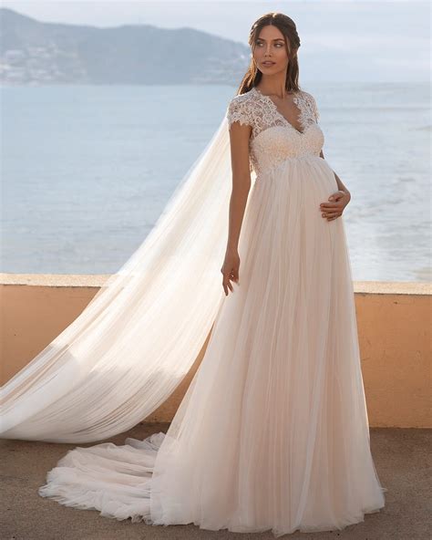 Maternity Wedding Dresses: 18 Looks For Mom's + Faqs