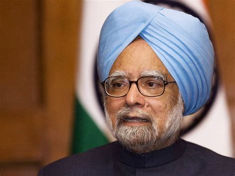 Manmohan Singh writes to PM on COVID crisis; stresses vaccination key ...