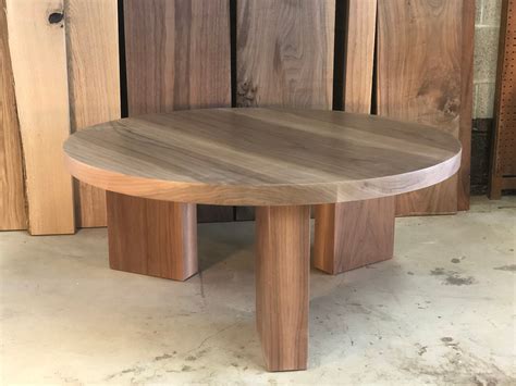THE OG 40 White Oak Modern Round 3 Leg Coffee Table - Etsy Canada