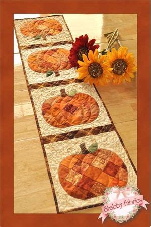Patchwork Pumpkin Table Runner Pattern | Pumpkin table runner, Quilted table runners patterns ...