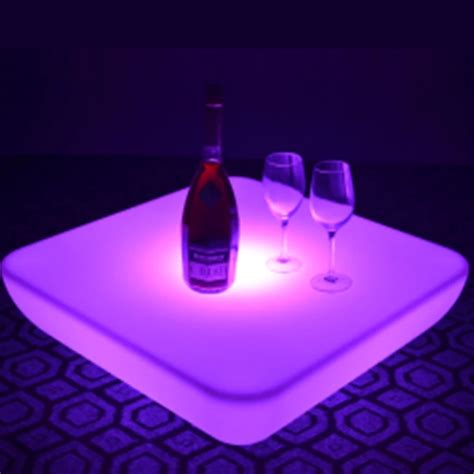 SK LF28U (L62*W62*H21cm) PE Material LED Coffee Bar Table 16 Color Change Glow Plastic ...