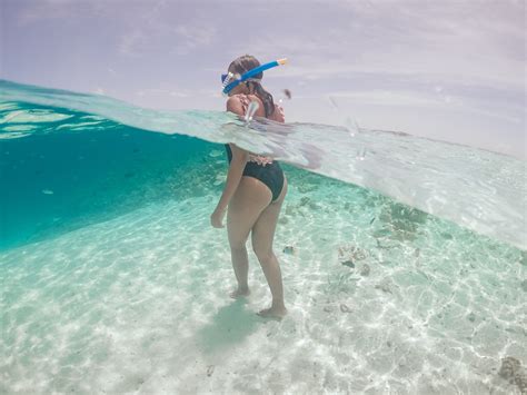 Snorkeling in Maldives, things to do in Thulusdhoo Island, Thulusdhoo island travel guide ...