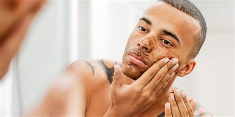 Ultimate Man's Guide To Exfoliation (Face and Body Scrubs Explained) – VITAMAN USA