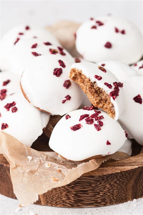 20 Traditional German Christmas Cookies - Insanely Good