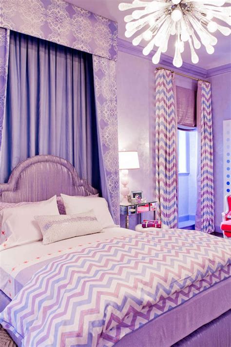 Tips and Photos for Decorating the Bedroom With Lavender