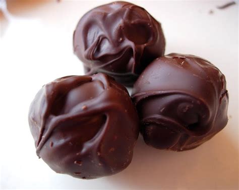 Chocolate Christmas Balls Recipe | SideChef