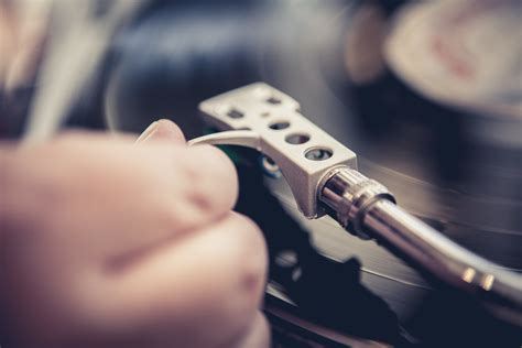 Vinyl | A friend playing records. | Anders Printz | Flickr