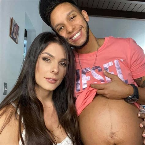 Trans Model Danna Sultana Kisses Husband’s 8-Month Baby Bump And The World Can’t Handle It