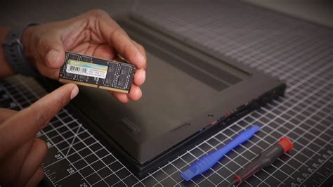 Lenovo Thinkpad X1 Extreme Memory Upgrade How to (2nd upgrade) - YouTube