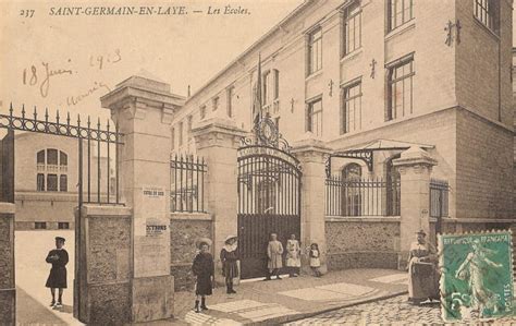 Photo de classe Portail d'entrée du collège de 1955, Collège Rue De La Salle St Germain En Laye ...