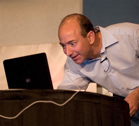 Etech05: Jeff | Amazon founder Jeff Bezos looks at a Windows… | Flickr
