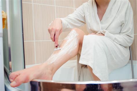 7 Surprising Benefits Of Not Shaving Down There That'll Make You ...